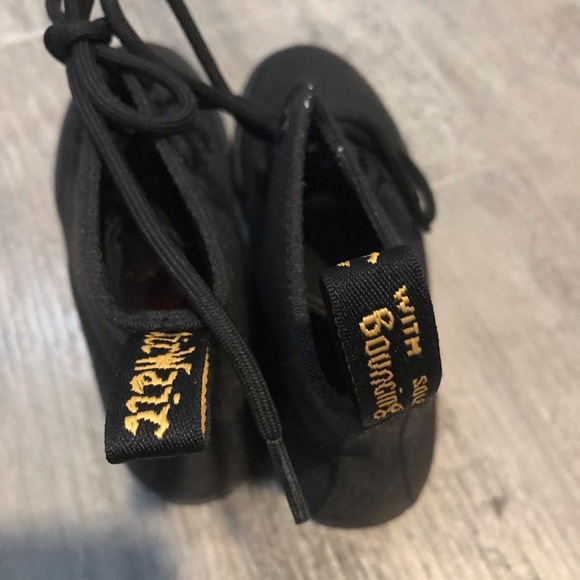 Dr. Martens Size 3 - Picture 6 of 7